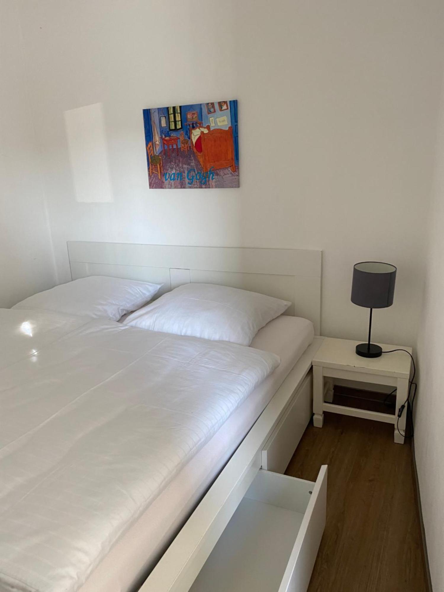 Ferienwohnung Zentral An Der Moselpromenade Zell Buitenkant foto